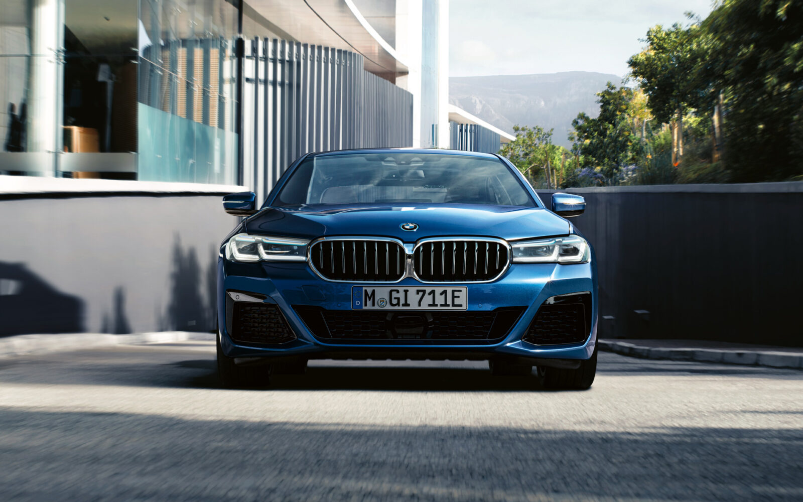 BMW 520d Арендный автомобиль