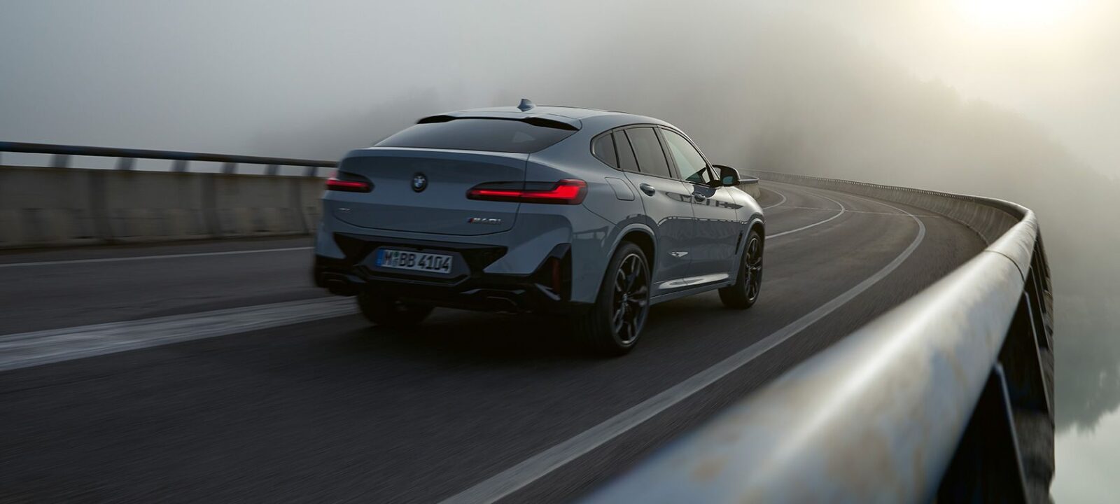 BMW X4 Арендный автомобиль