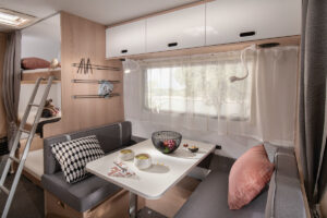 Adria Aviva 360 DK хобби транспорт