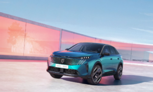 Peugeot 3008 nomas automašīna