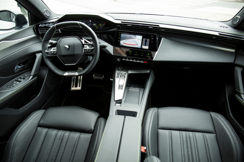 Peugeot 408 Арендный автомобиль