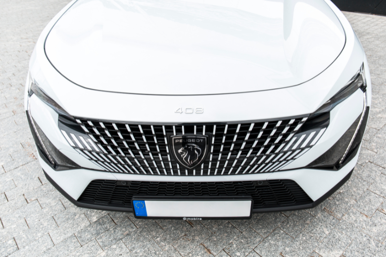 Peugeot 408 Арендный автомобиль