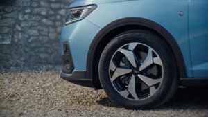 Ford TOURNEO CONNECT Арендный автомобиль