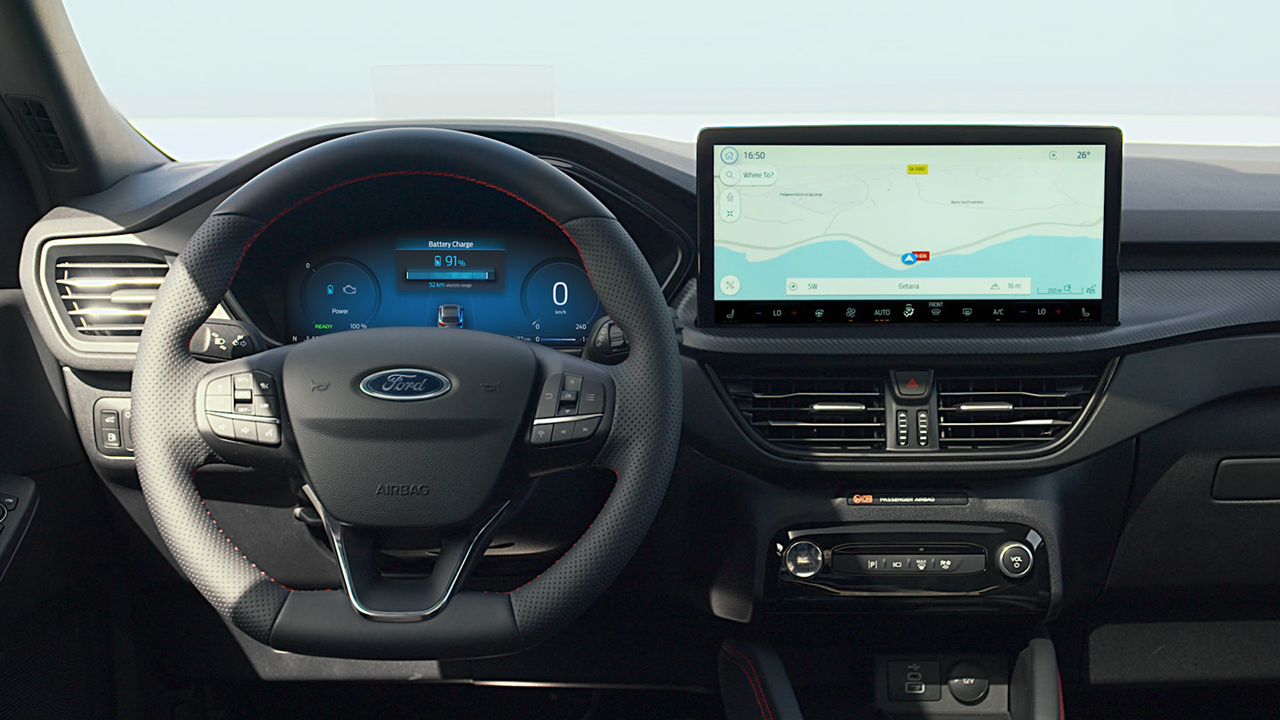 Ford KUGA nomas automašīna