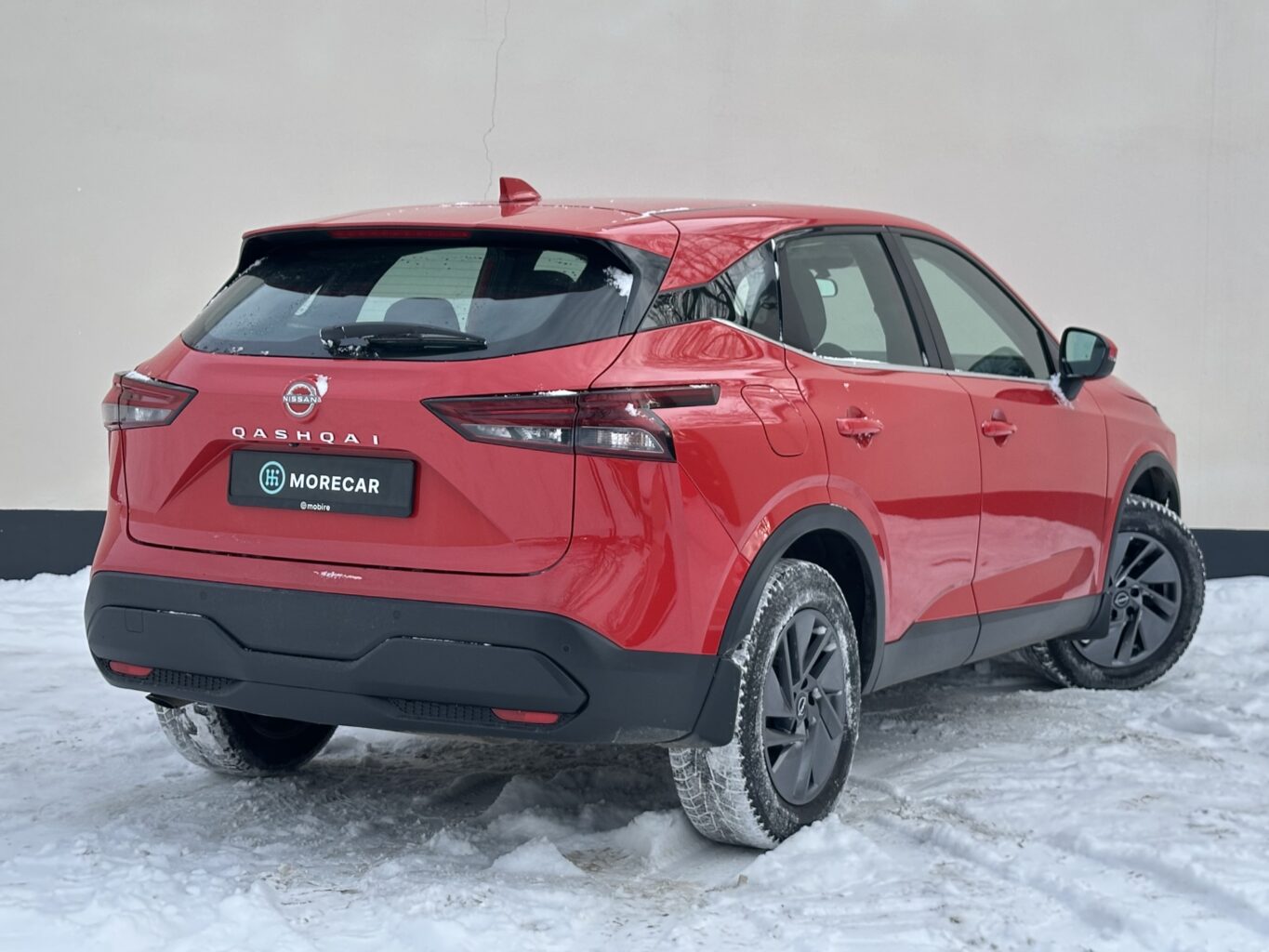 Nissan QASHQAI nomas automašīna