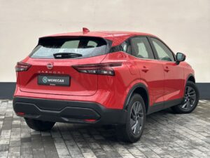 Nissan QASHQAI nomas automašīna