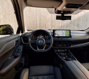 Nissan X-TRAIL nomas automašīna