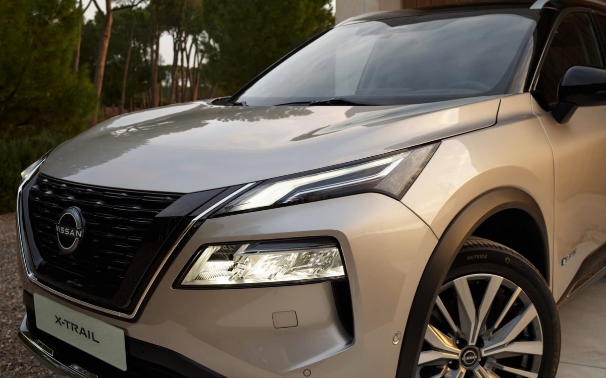 Nissan X-TRAIL nomas automašīna