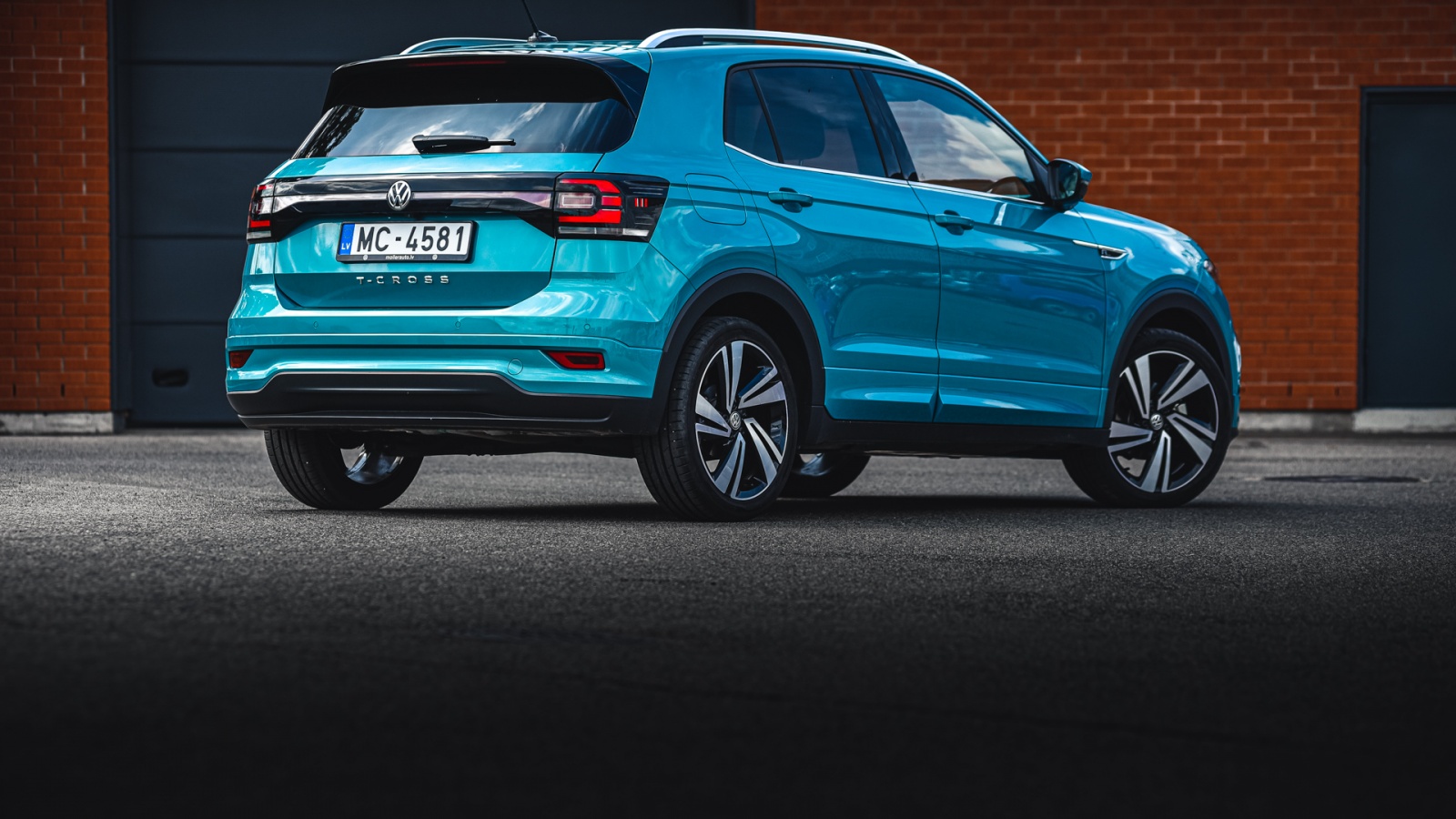 Volkswagen T-CROSS Арендный автомобиль