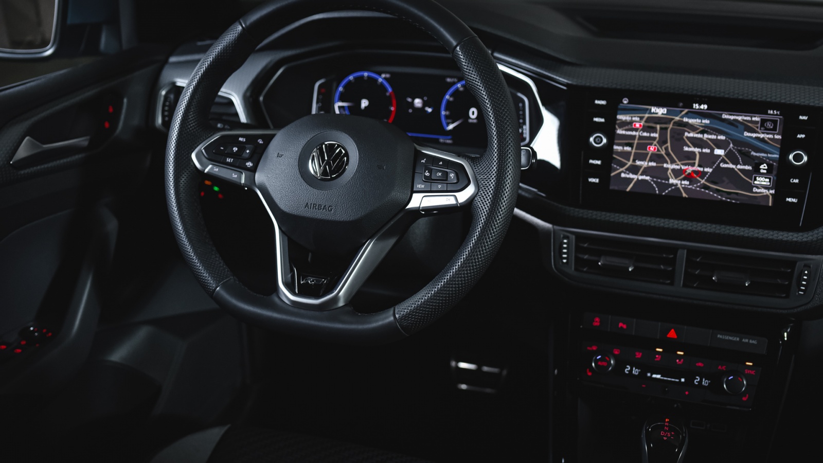 Volkswagen T-CROSS Арендный автомобиль