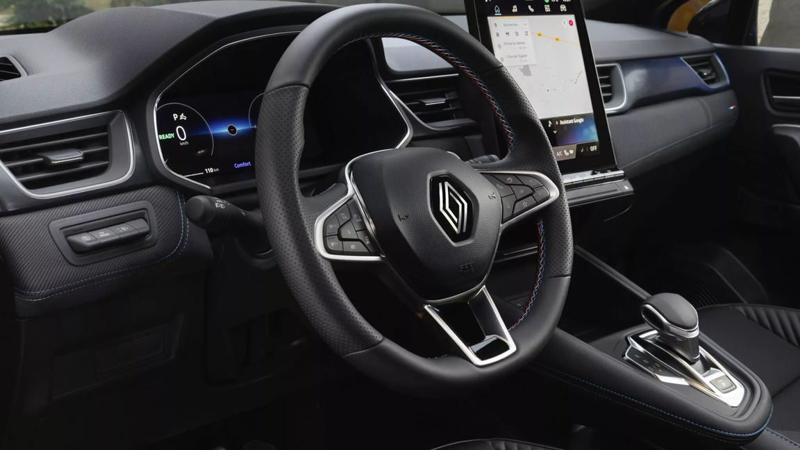 Renault CAPTUR Арендный автомобиль