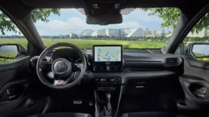 Toyota YARIS nomas automašīna