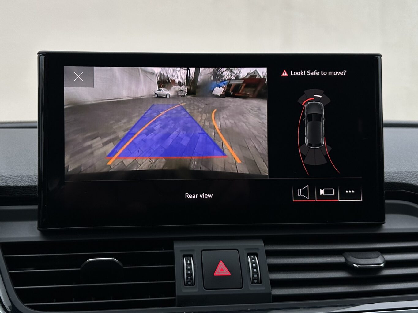 Audi Q5 nomas automašīna