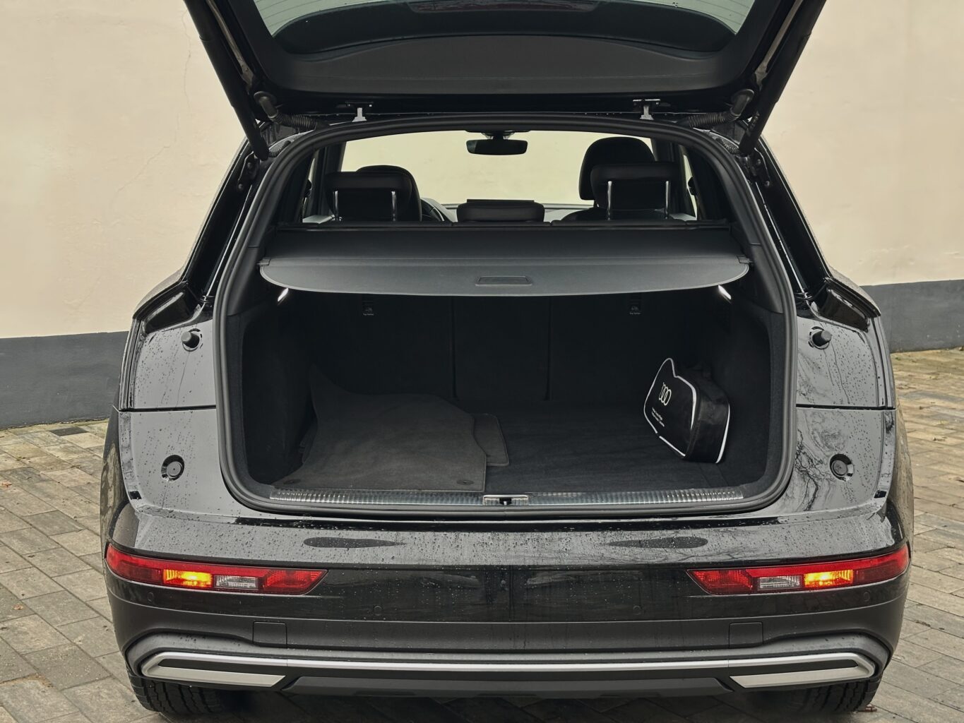 Audi Q5 nomas automašīna