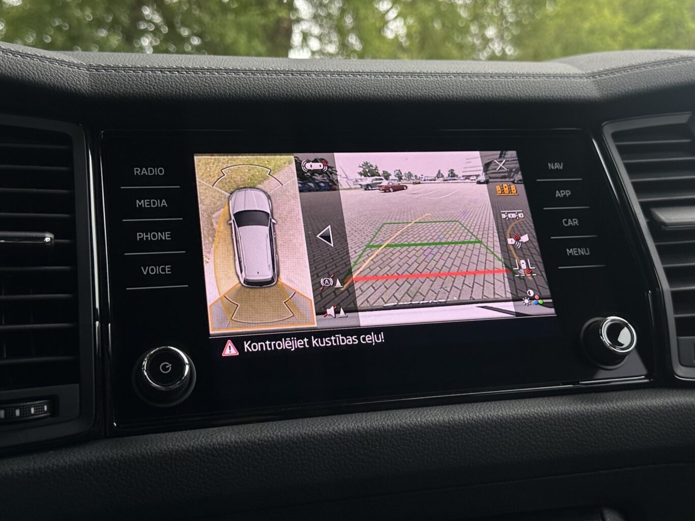 Skoda Kodiaq nomas automašīna