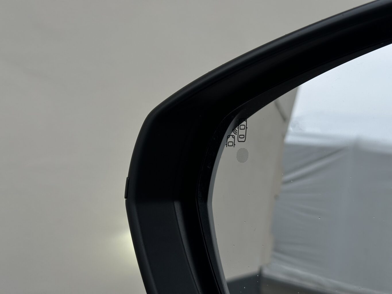 Opel GRANDLAND X nomas automašīna