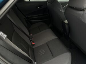 Toyota C-HR nomas automašīna