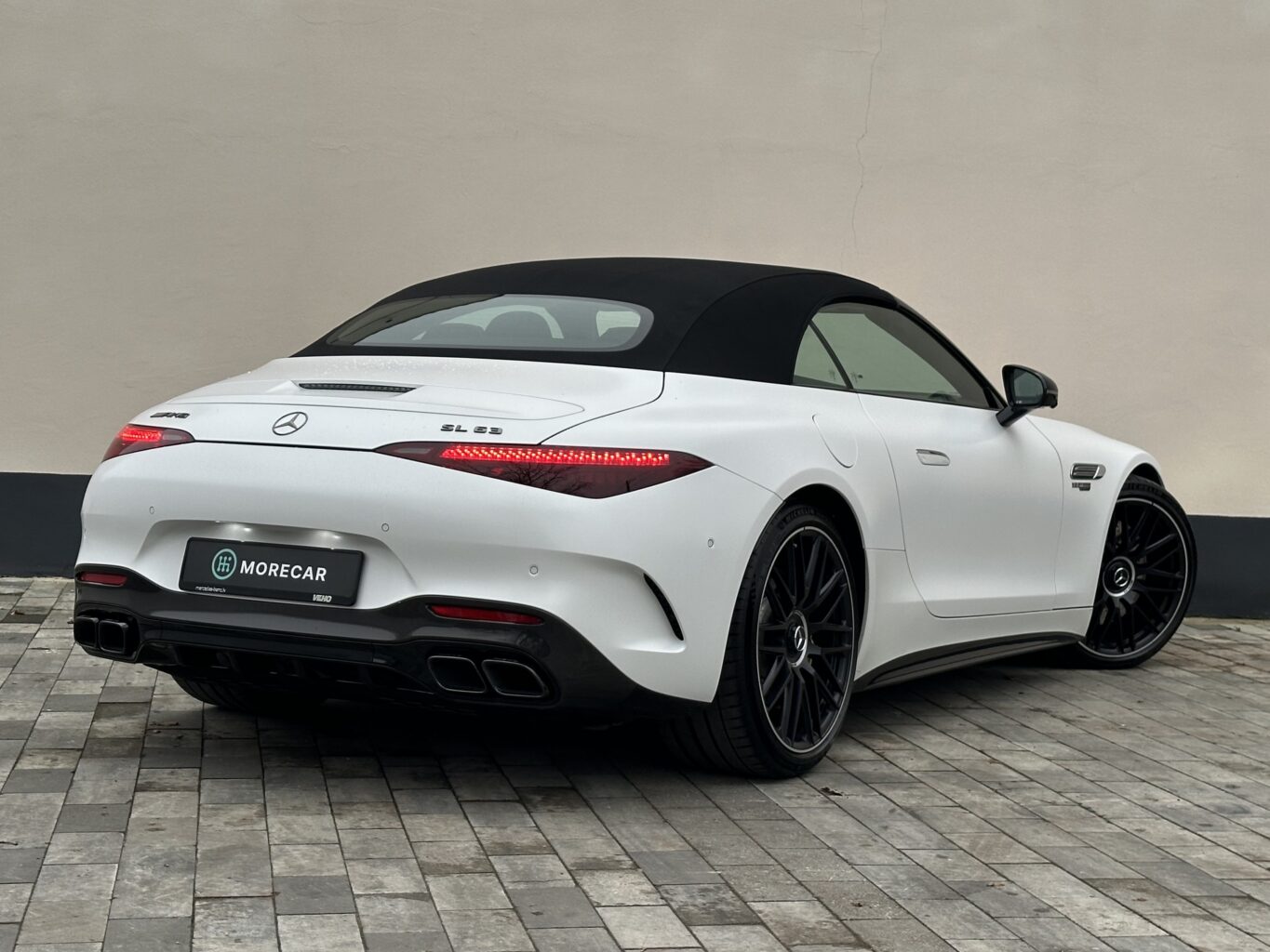 Mercedes-Benz SL63 Арендный автомобиль