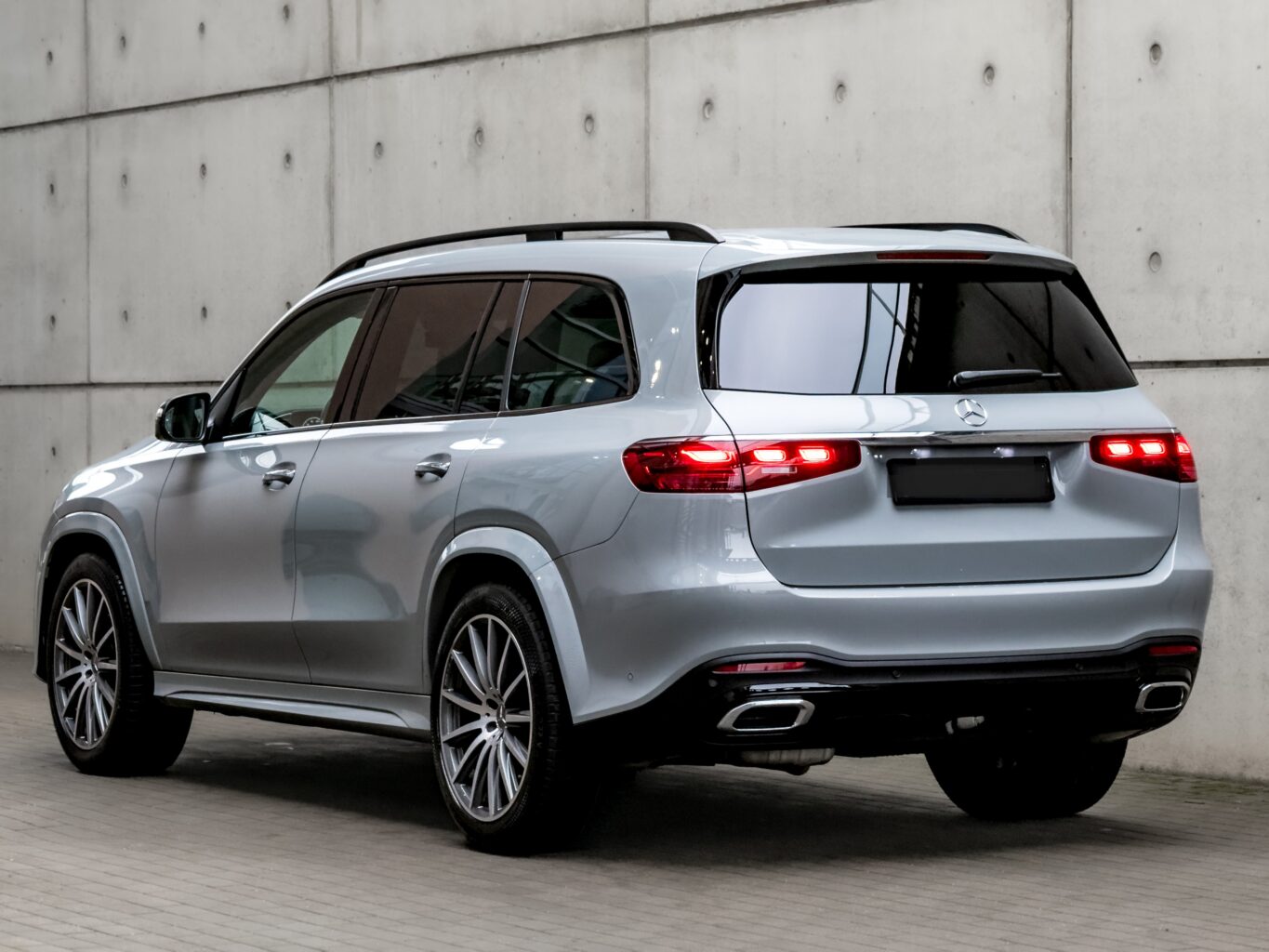 Mercedes-Benz GLS 450d Арендный автомобиль