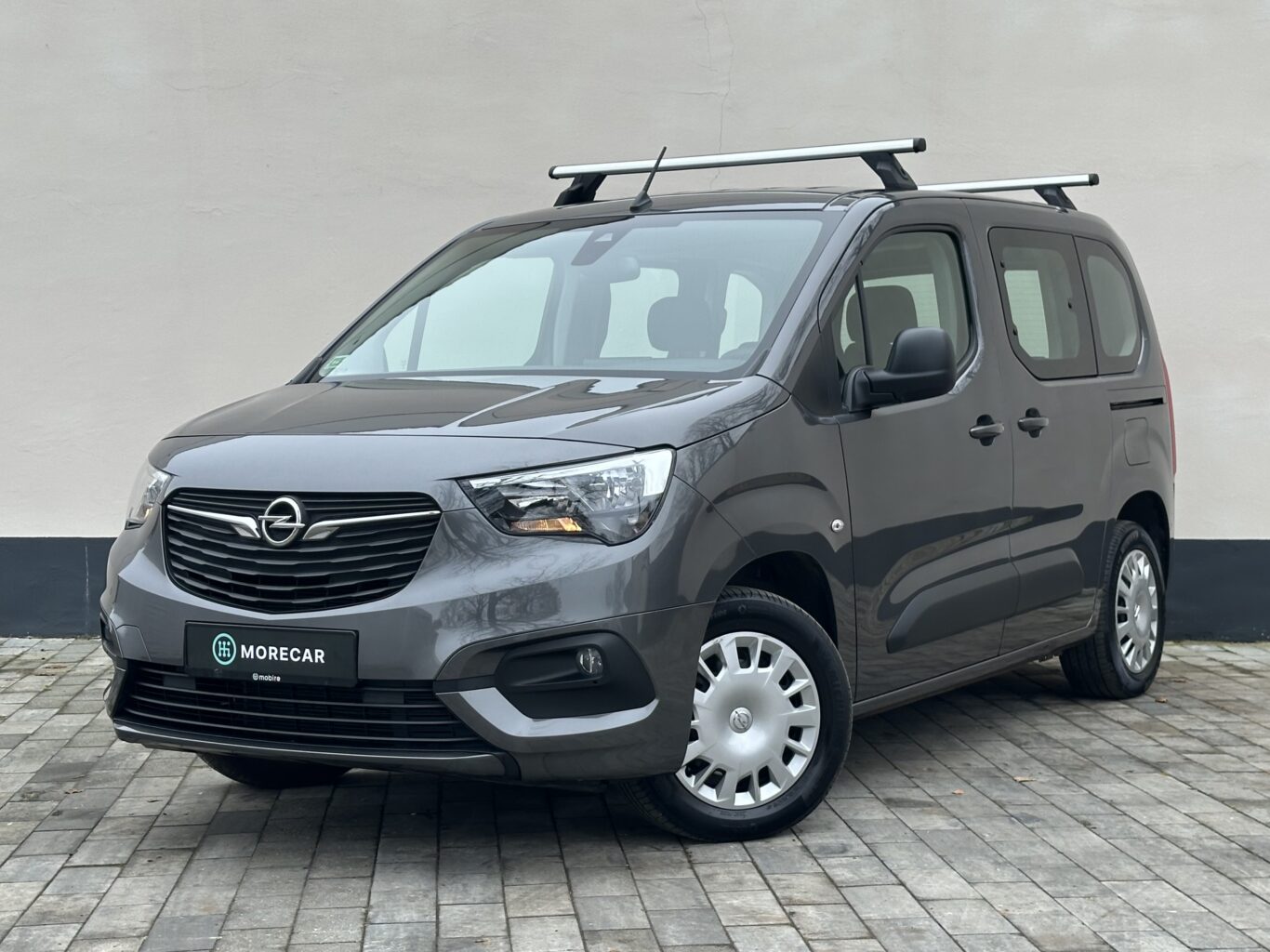 Opel COMBO nomas automašīna