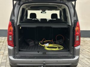 Opel COMBO nomas automašīna