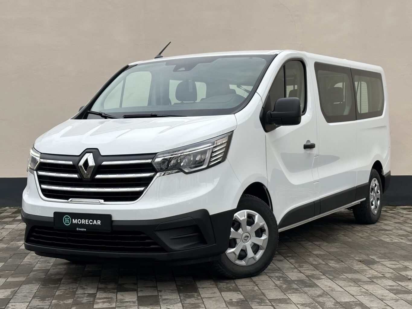 Renault TRAFIC nomas automašīna