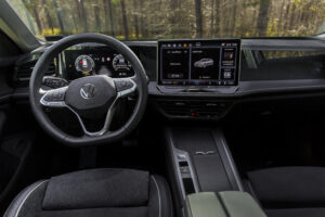 Volkswagen PASSAT nomas automašīna
