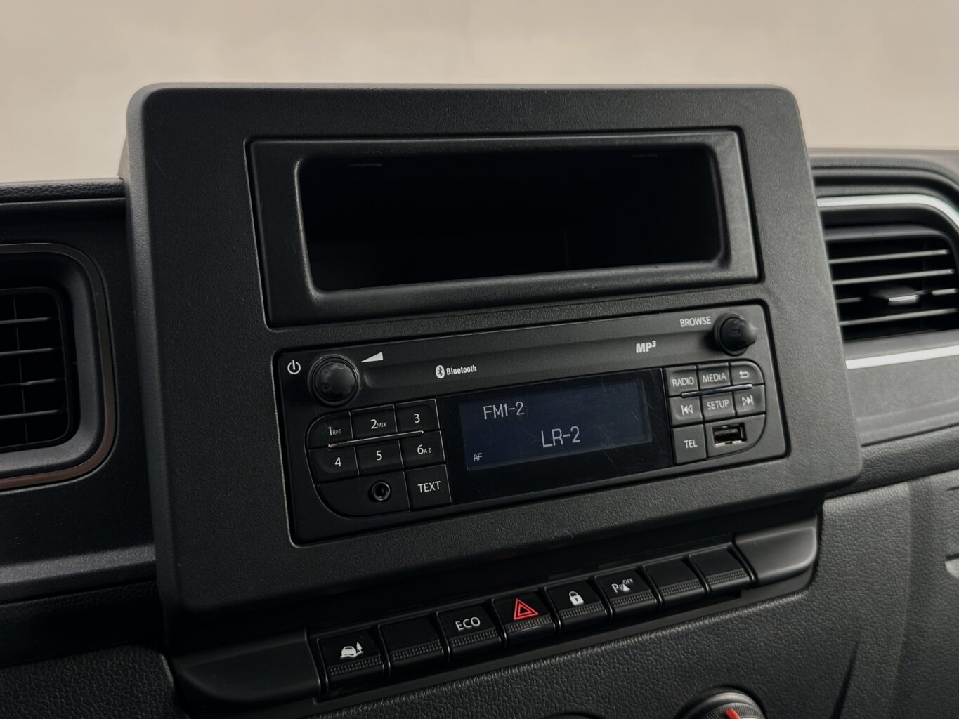Renault MASTER nomas automašīna