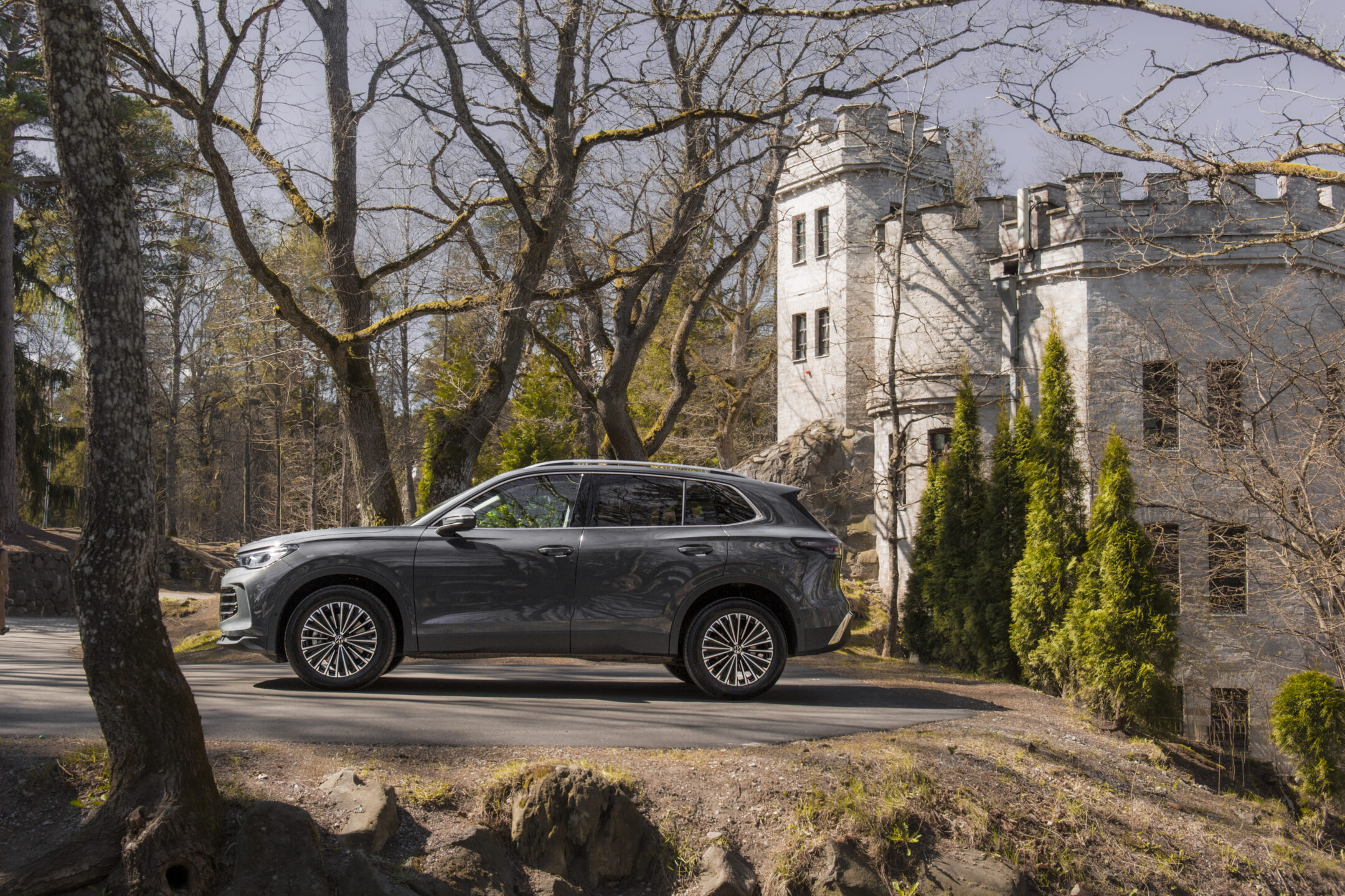 Mobire pilna servisa noma - Volkswagen Tiguan